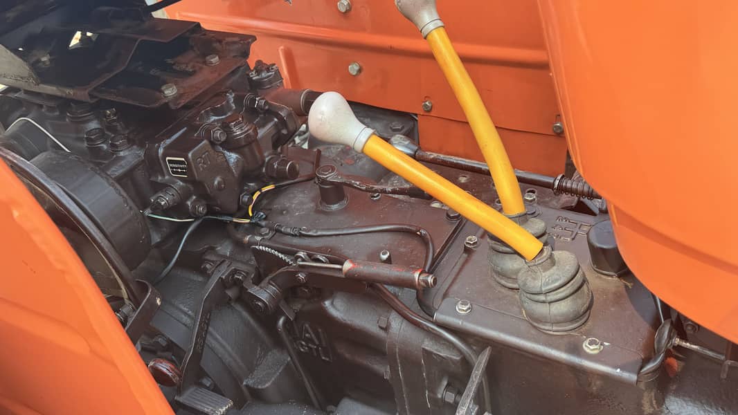 Tractor 5
