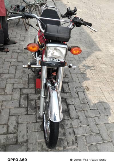 Honda cg 125 in best condition buy and drive