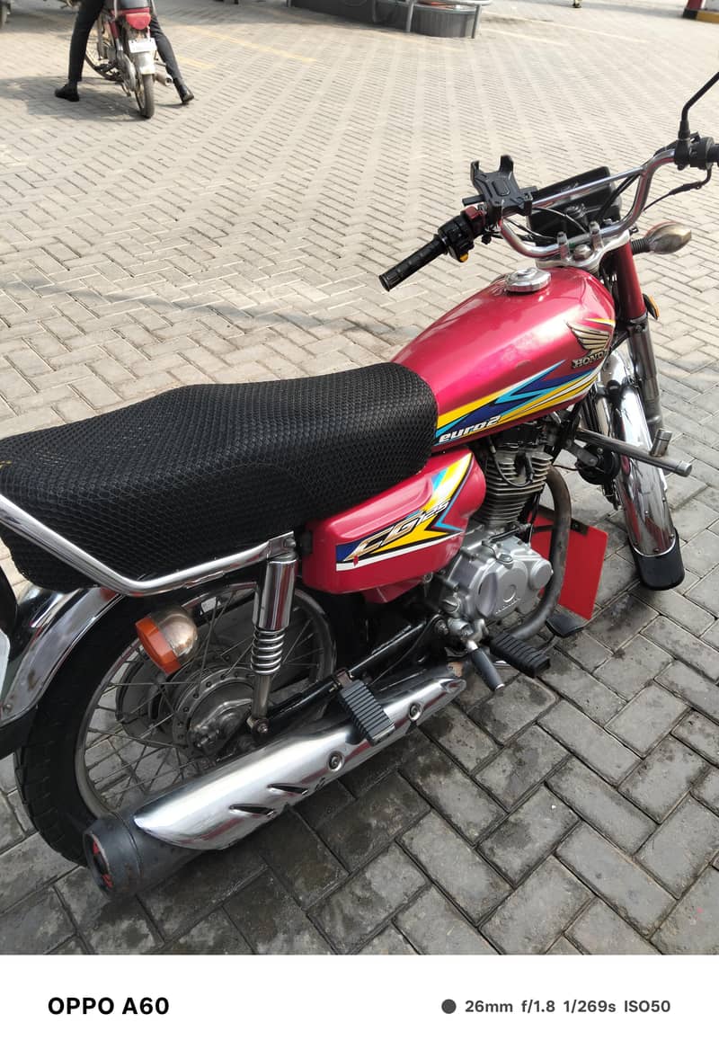 Honda cg 125 in best condition buy and drive 3