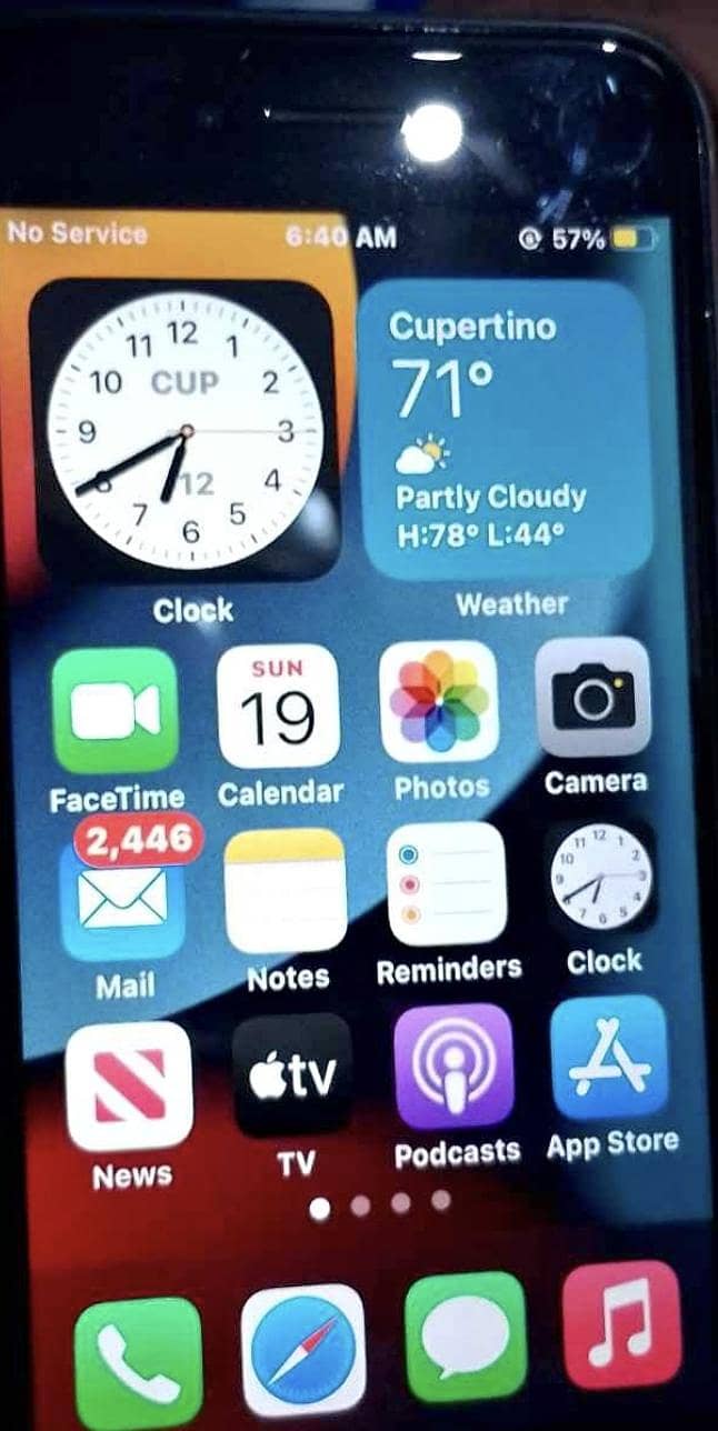 Apple iPhone 7 plus 2