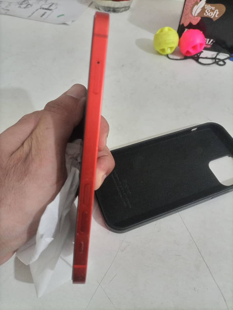 Apple iPhone 12 1