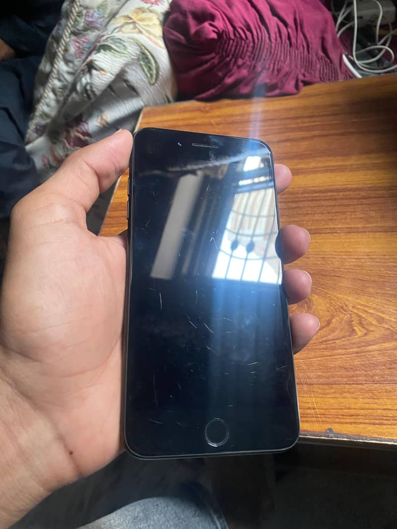 Iphone 7 plus 4