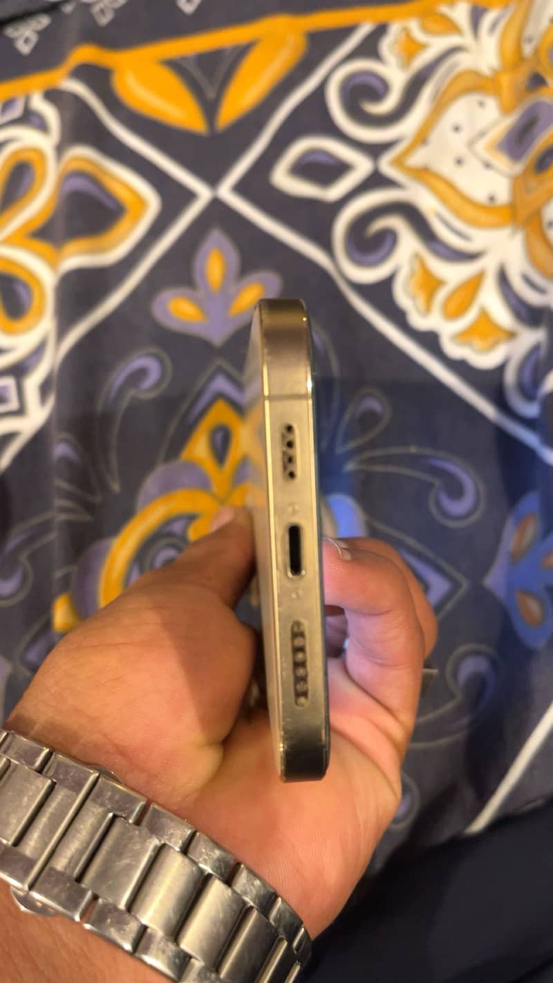 Apple iPhone 12 Pro Max 6