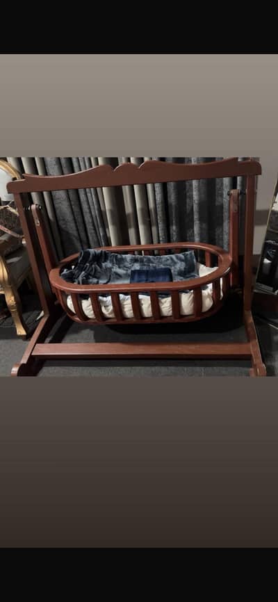 Wooden jhola