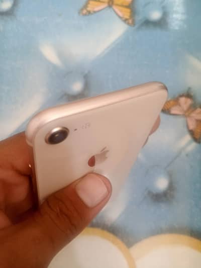 Apple iPhone 8
