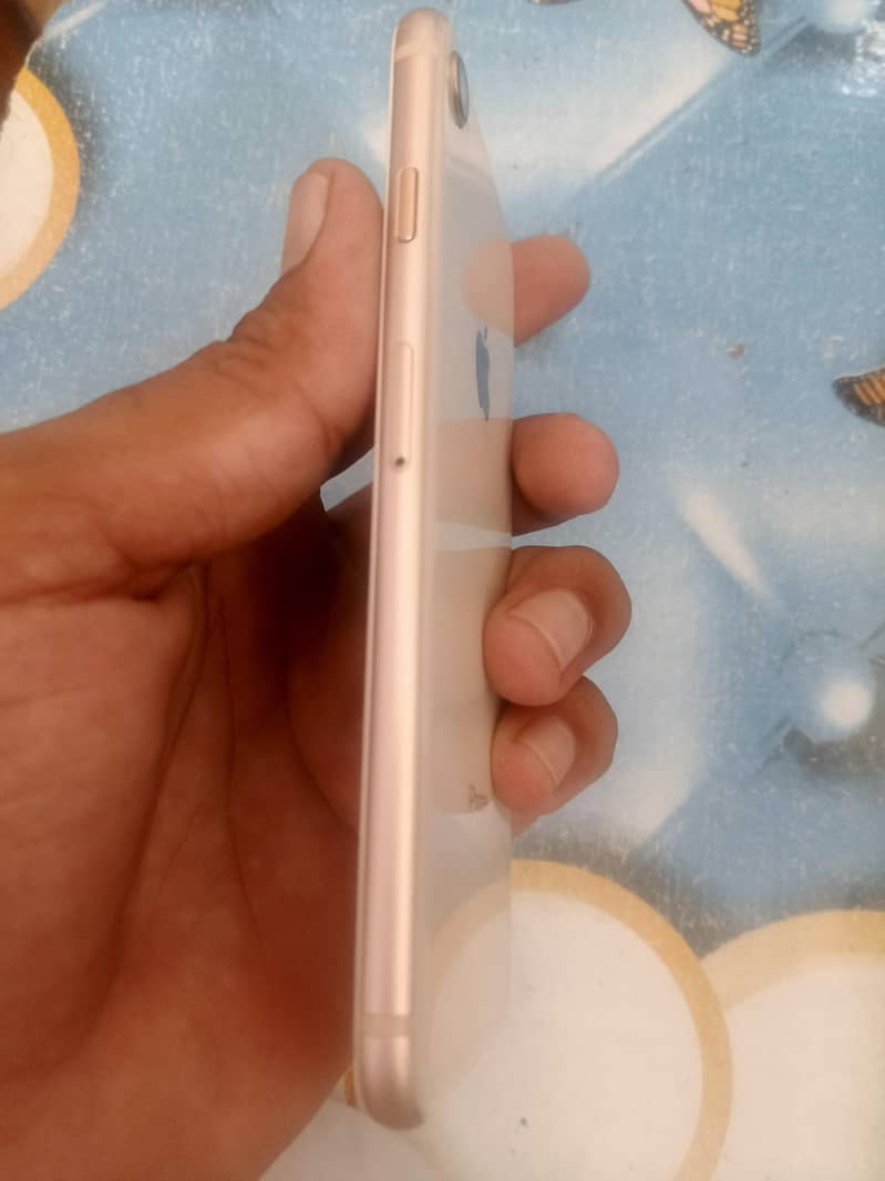 Apple iPhone 8 2