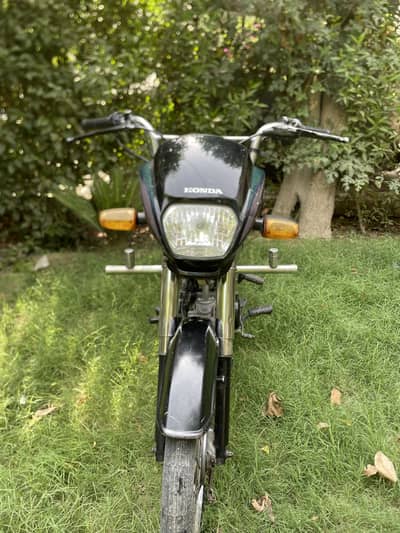 Honda cd70 dream 2018 model black colour
