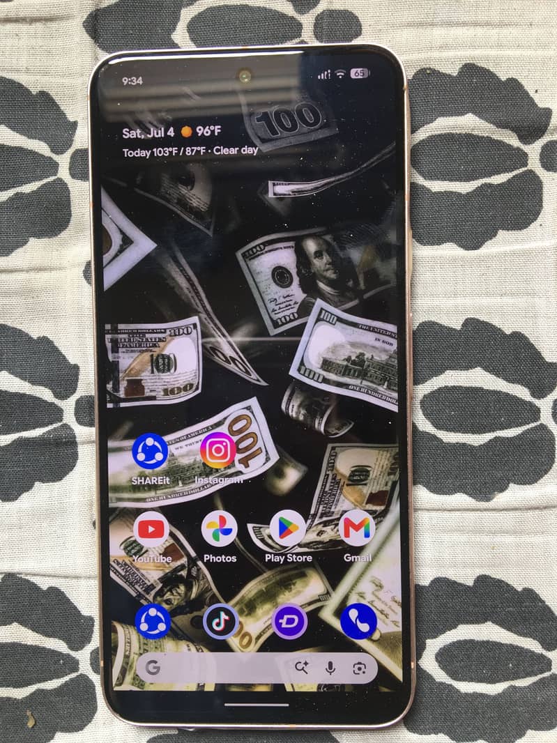 Google Pixel 8 1