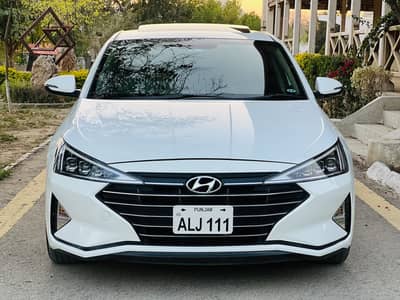 Hyundai Elantra 2022