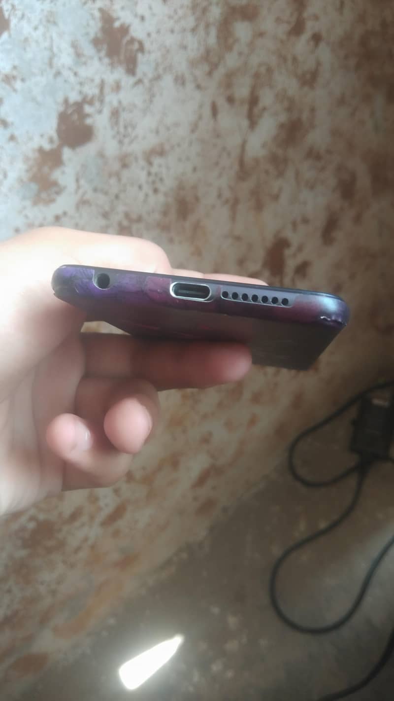 model name : Honor 8 1