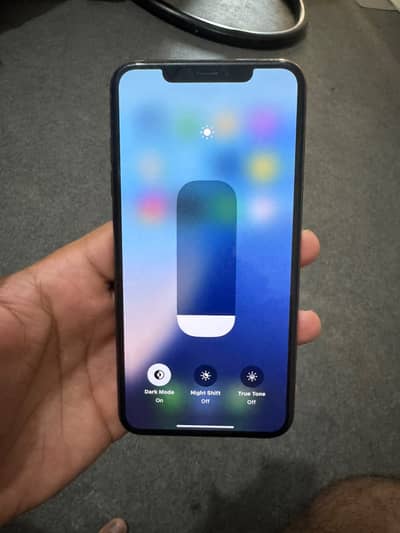 Apple iPhone XS Max golden coloure