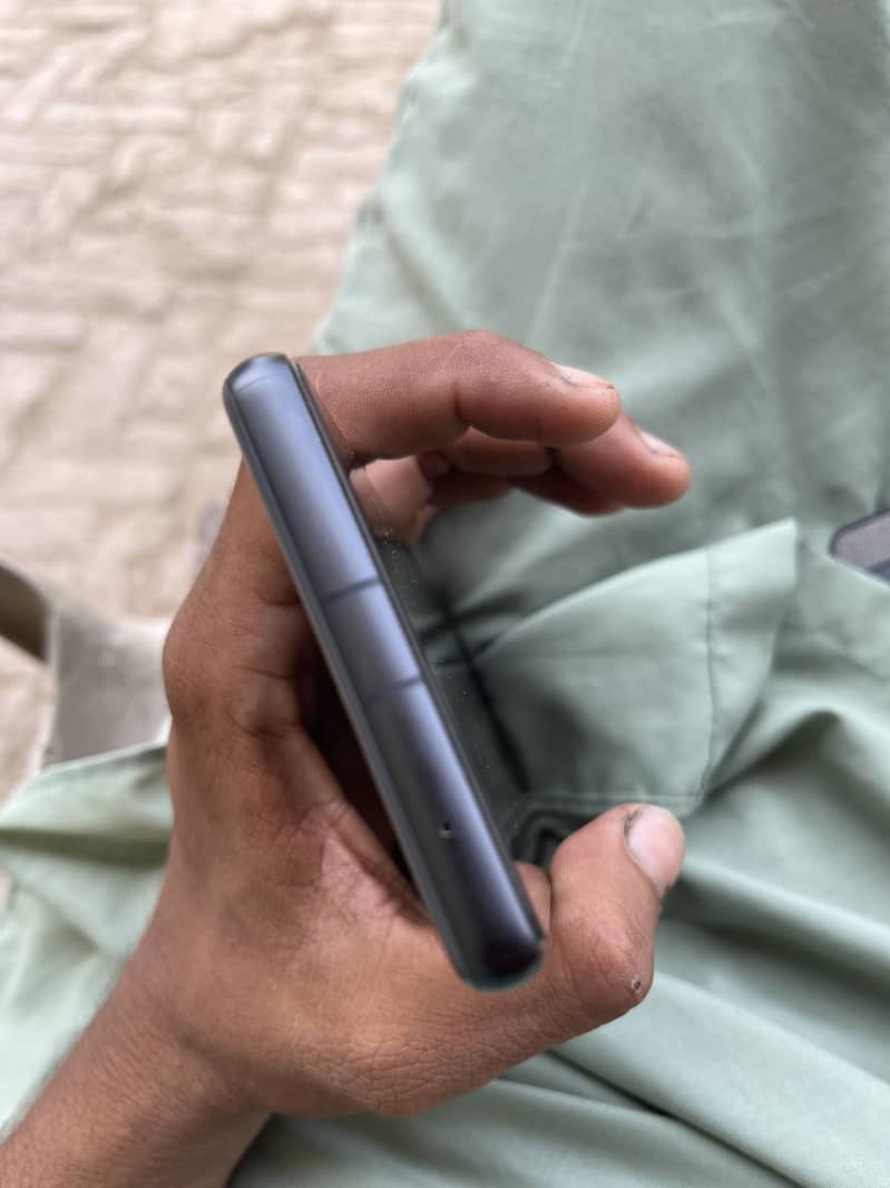 Google Pixel 7a 2
