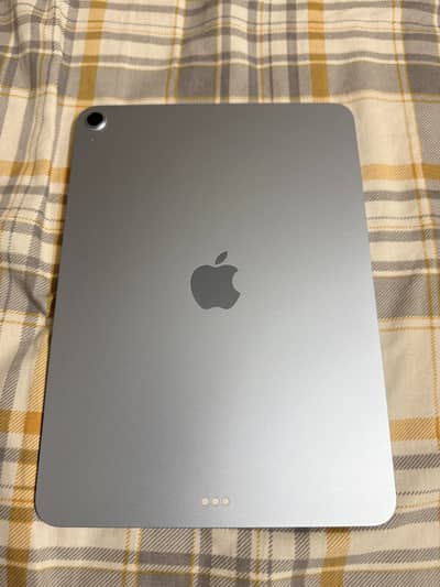 iPad Air M3 (11-inch) | 10/10 Condition | 99% Battery