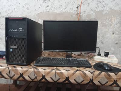 Lenovo P410|Xeon E5-1620 v4|32Gb Ram|QuadroM2000|SSD|Complete setup|