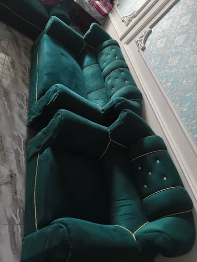 Sofa set use Mai 8 seater good condition