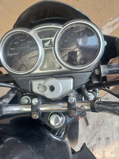 HONDA CB 150F