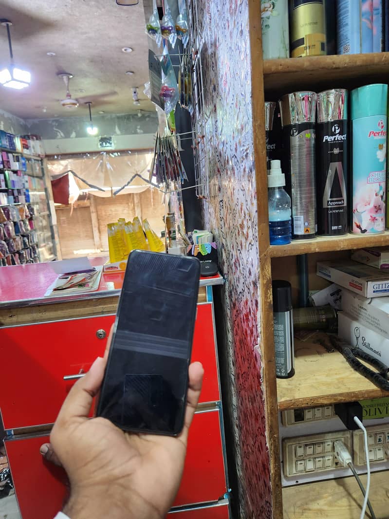One Plus 10T 3