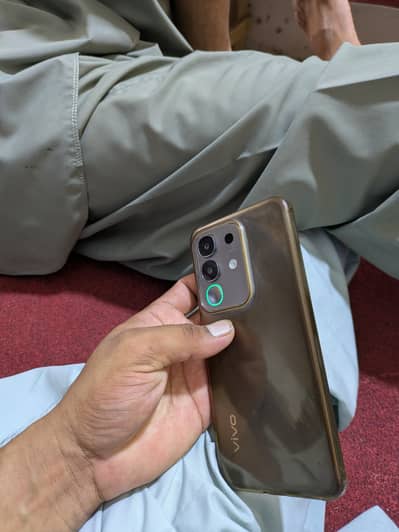 Vivo Y29