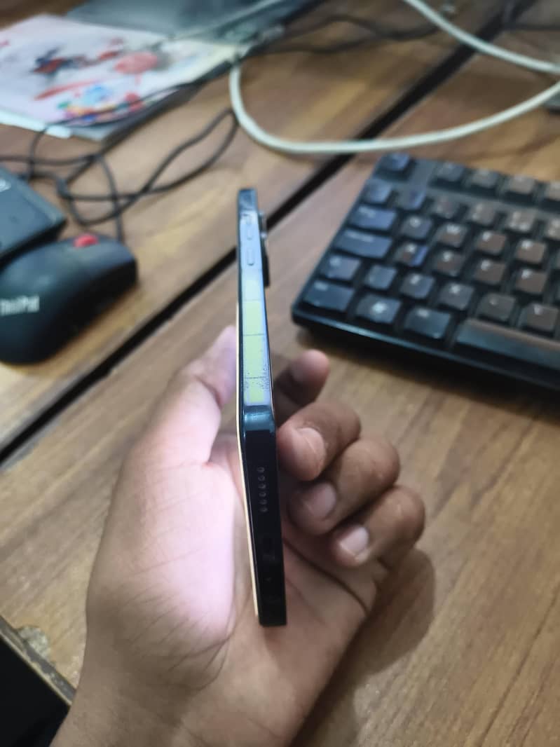 Tecno CAMON 20 2