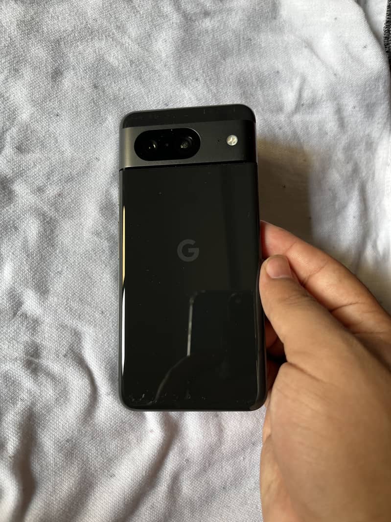 Google Pixel 8 1