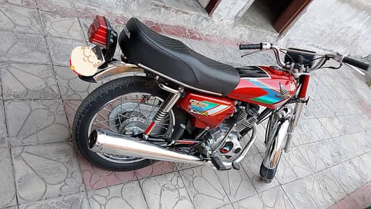 Honda 125cc 1993 model. Bilkul new condition