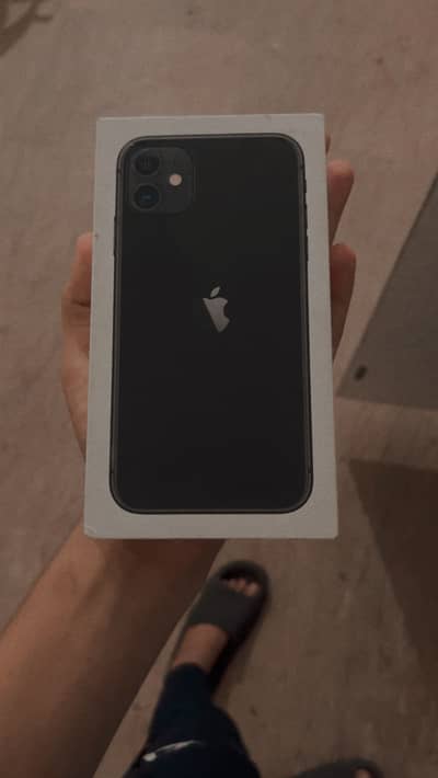Iphone 11 only box for sale and 11 pro max orignal pannel also