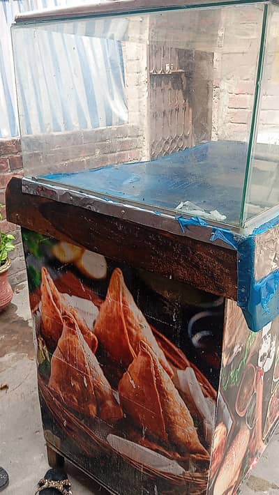 table & foodcart