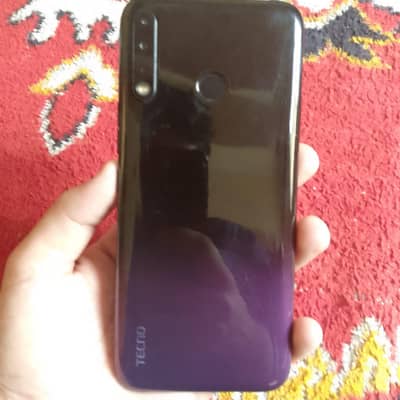 Tecno Spark 4
