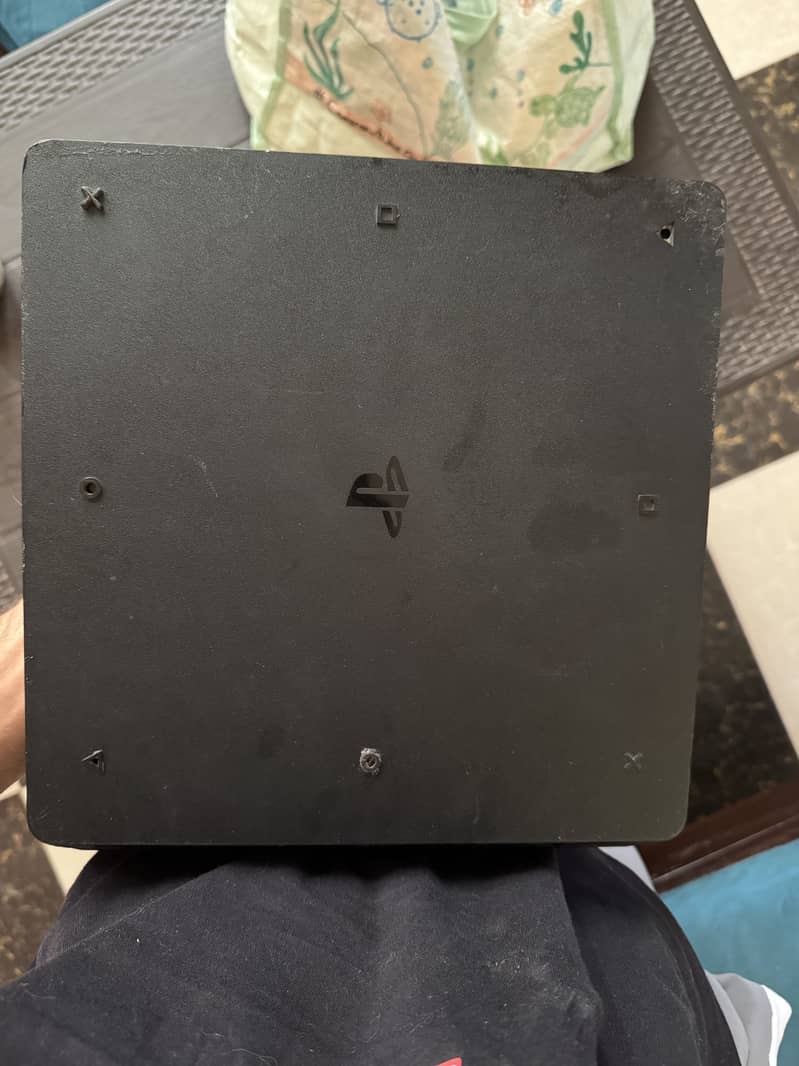 Ps4 slim 5