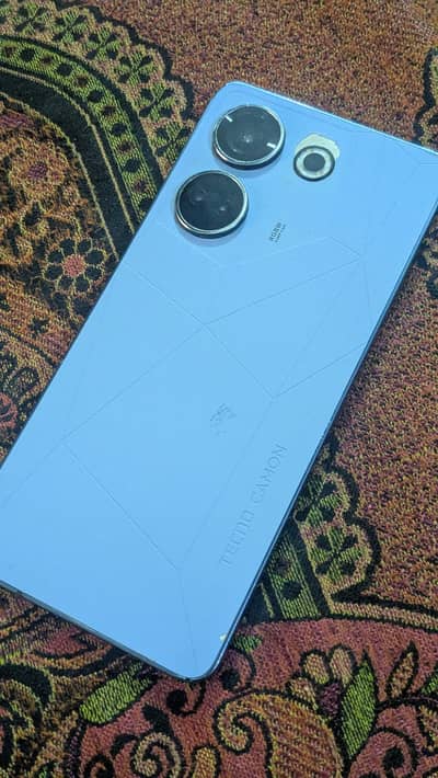 Tecno CAMON 20