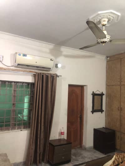 Ideal location solid construction new lalazar