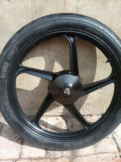 rim for sale 10 by 10 ha all ok  03334600329 what's