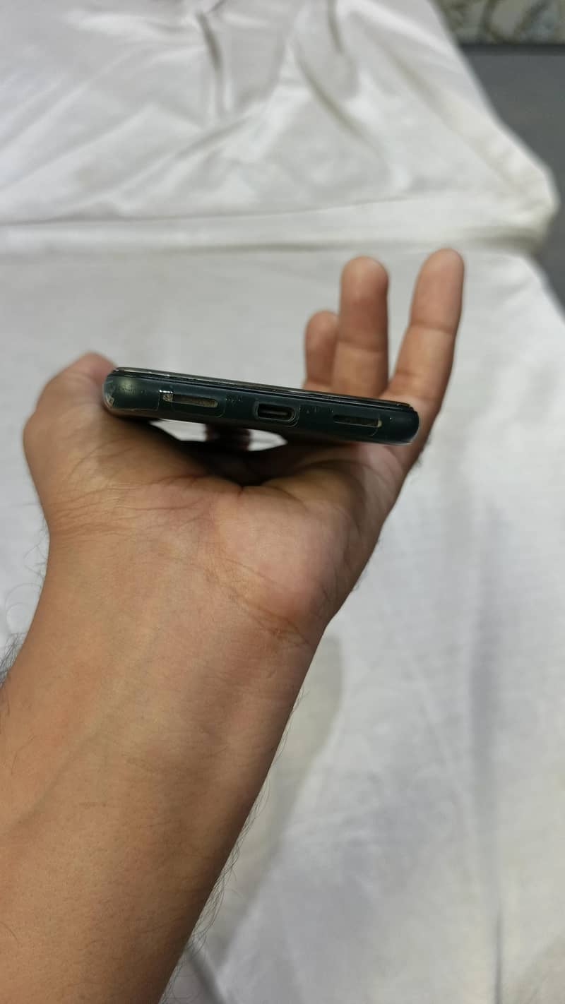 Google Pixel 5a 3