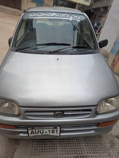 Daihatsu Cuore 2011