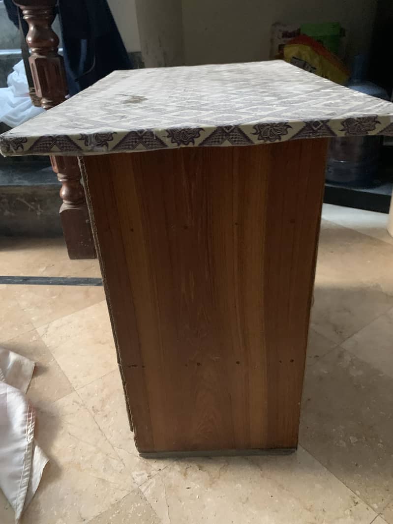 Study | Computer table 1