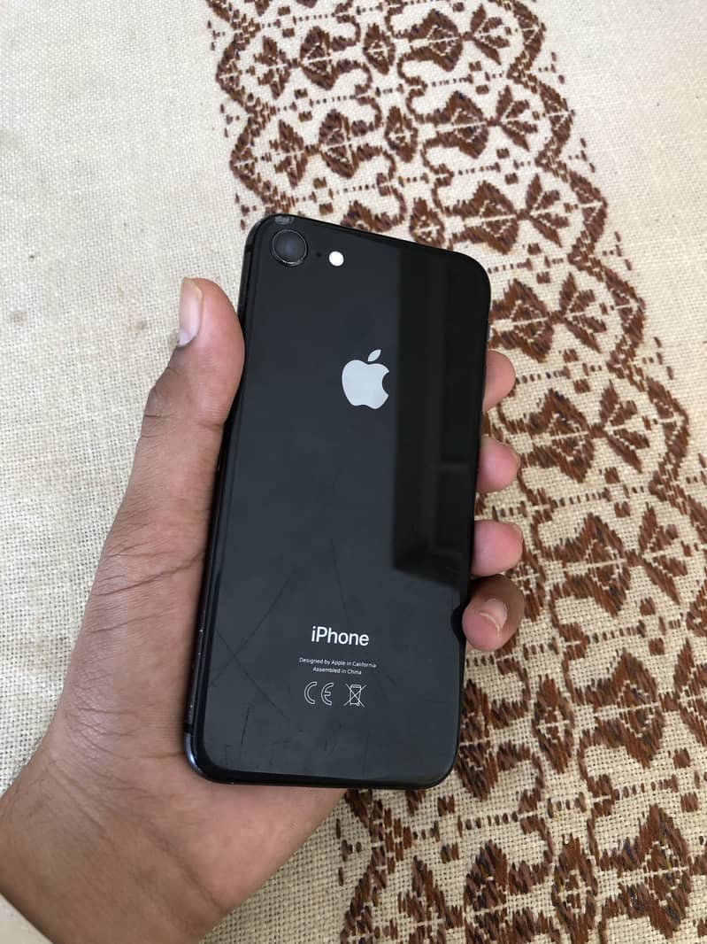 Apple iPhone 8 0