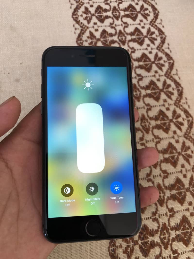 Apple iPhone 8 7