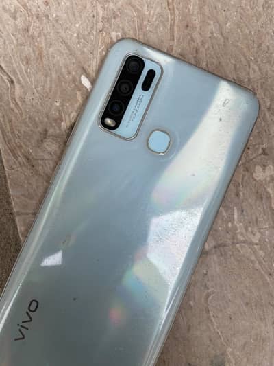 Vivo Y30