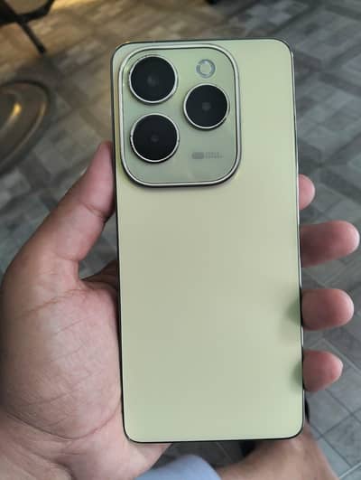 Infinix Hot 40 8gb 256gb