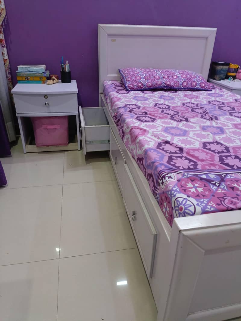 single bed 3