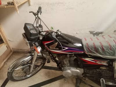 Black Honda 125