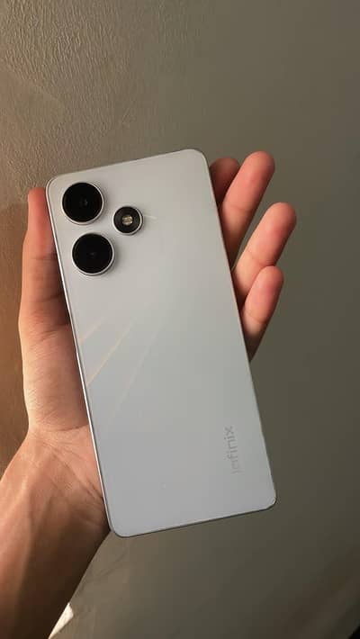 Infinix Hot 30
