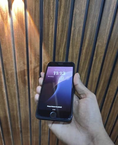 Apple iPhone SE