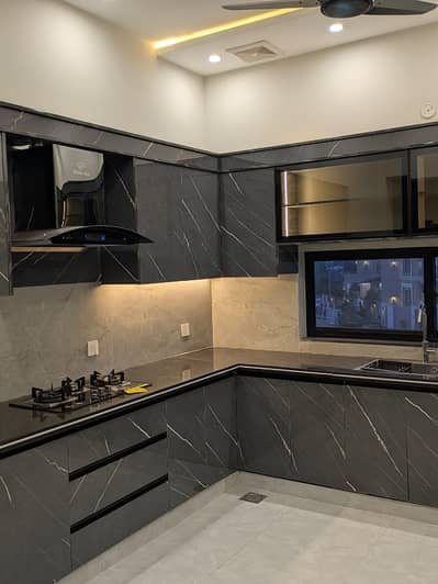5 Marla Tile Floor Uper Portion Brand New House First Entry Onwr Build All Work Wood