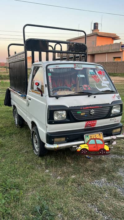 Suzuki Ravi 2017