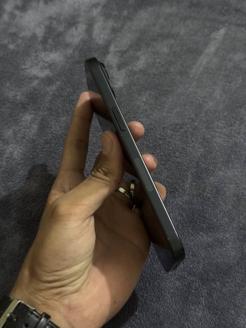Apple iPhone 15 0