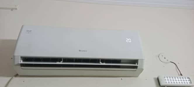 New Working Condition Gree AC