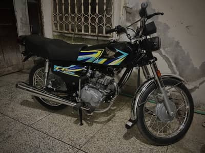 New bike ha Abi Thora he chala ha BAs new look ha all documents clear