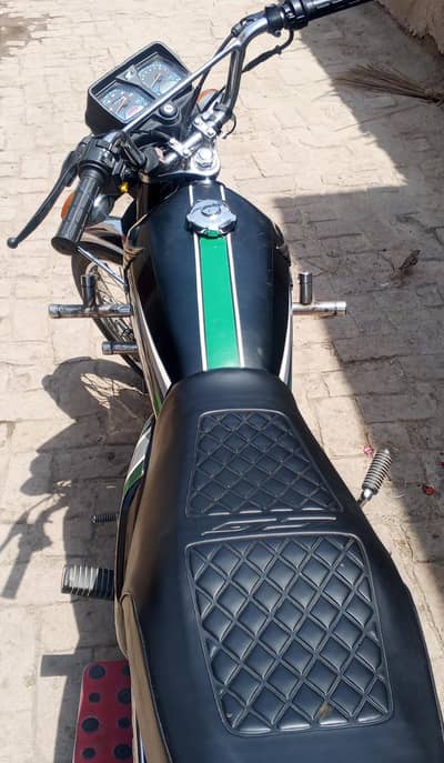 honda 125 bike