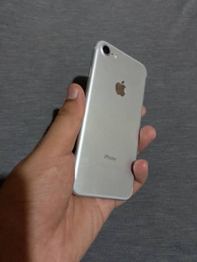iPhone 7. Official PTA Approved. 128 GB.